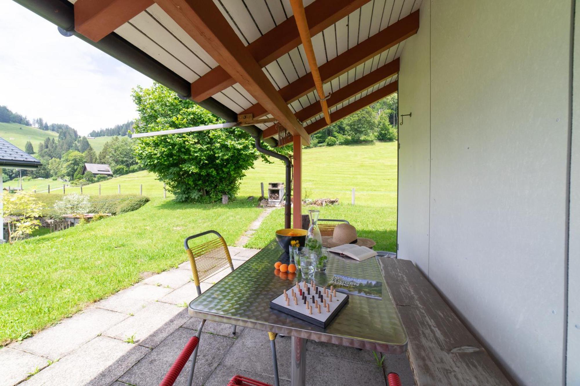 Wiesel Wildhaus Buitenkant foto